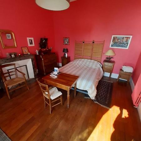 Le Logis Les Pineaux Exterior foto