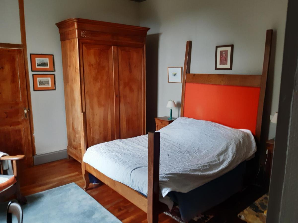 Le Logis Les Pineaux Exterior foto